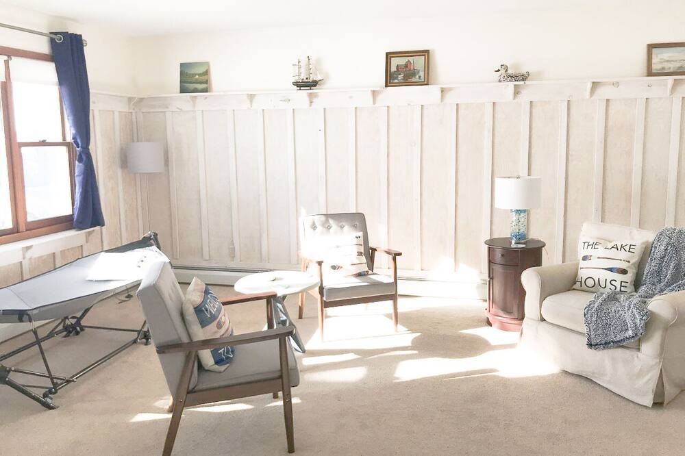 Photo of Bedroom in Faribault