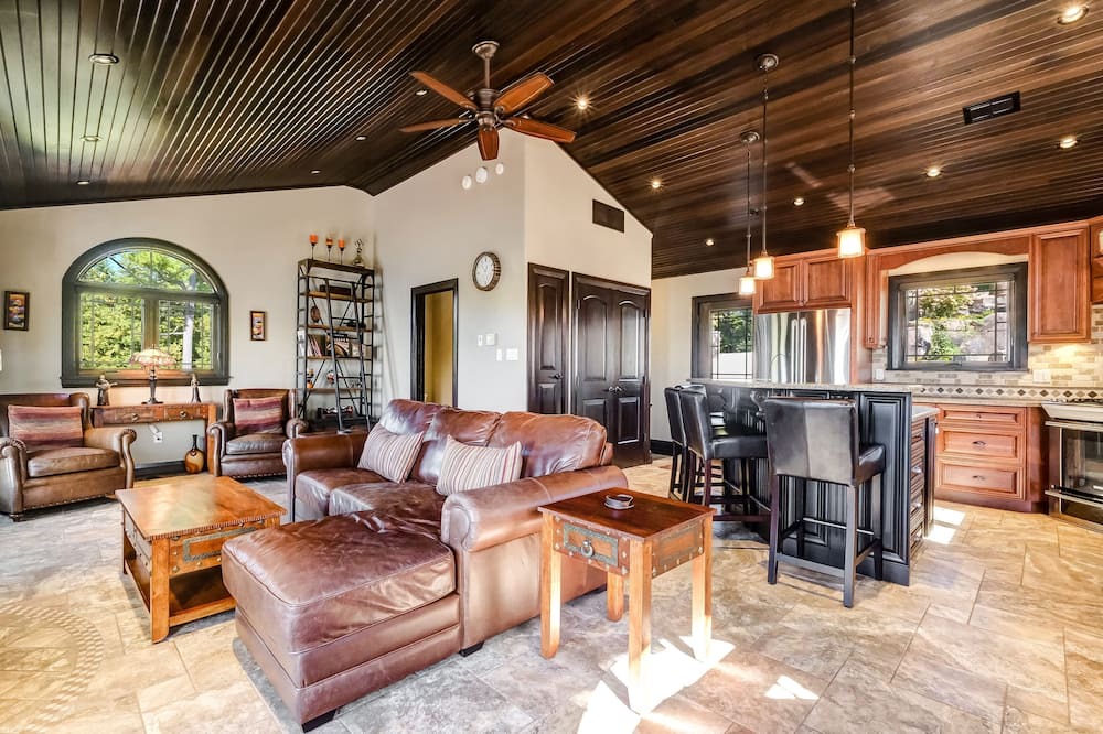 Photo of Livingroom in Athens