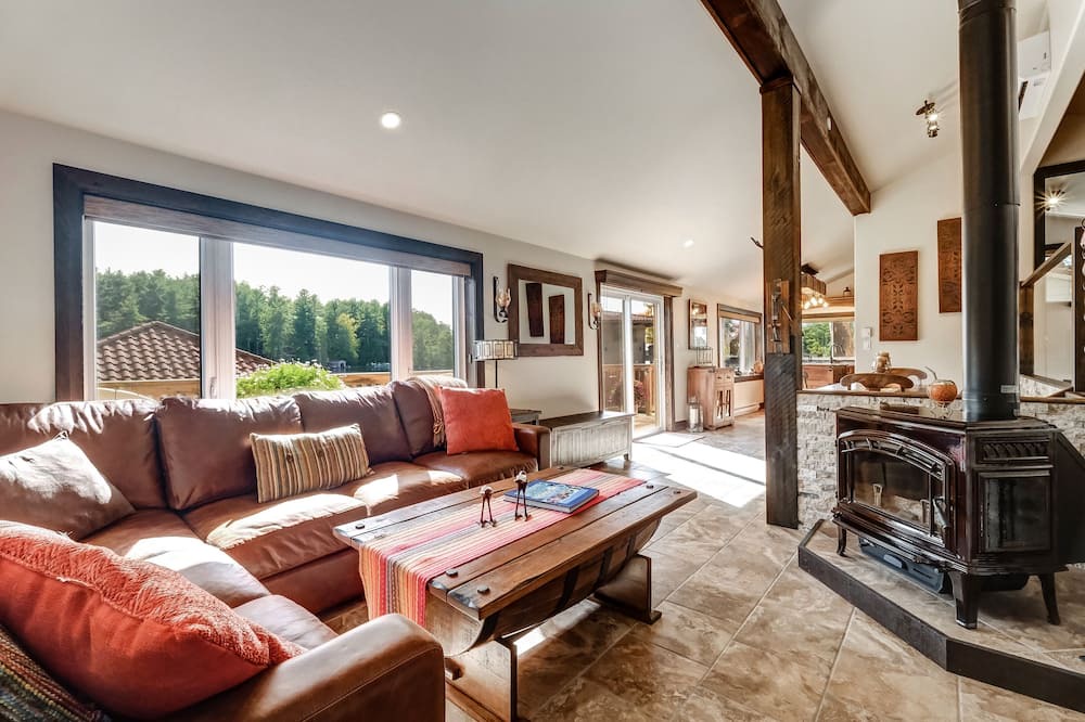 Photo of Livingroom in Athens