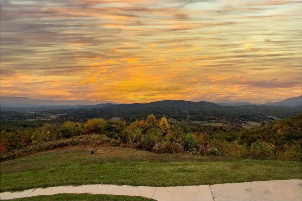 Photo of Outdoor in Brasstown