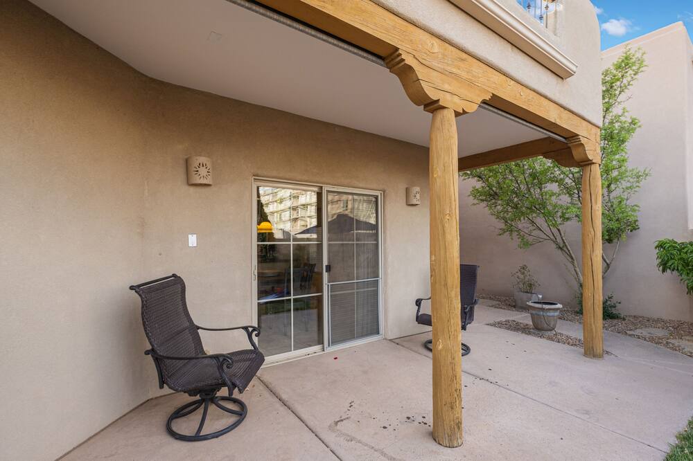 Photo of Patio Balcony in Desert Ridge Place