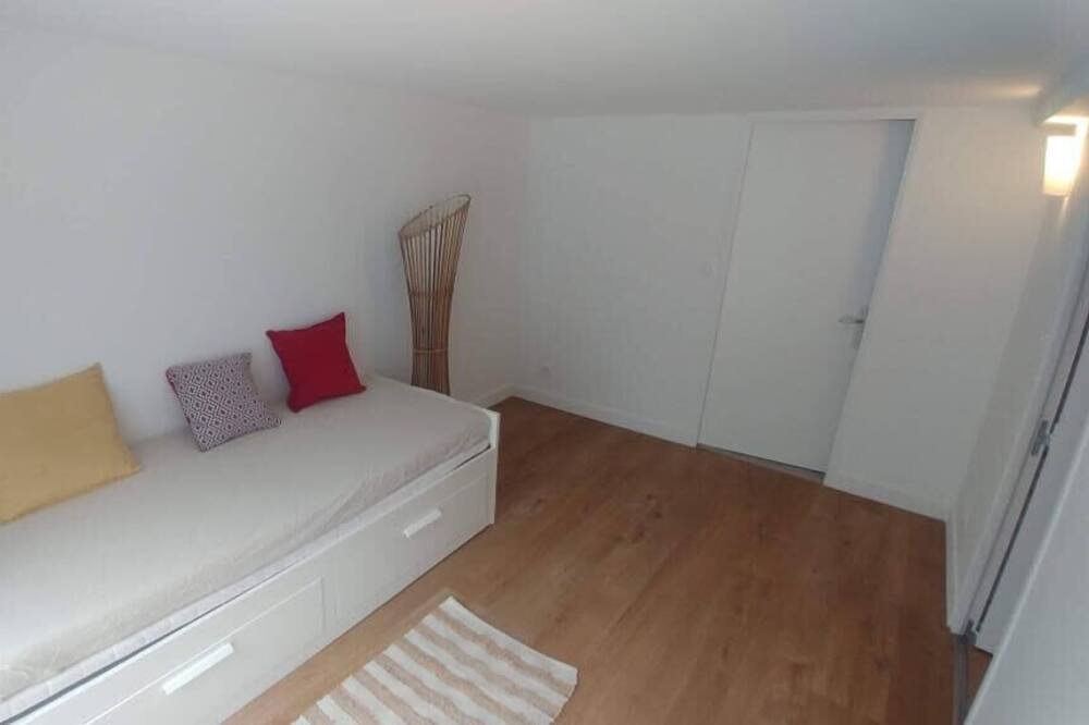 Photo of Bedroom in Clamart