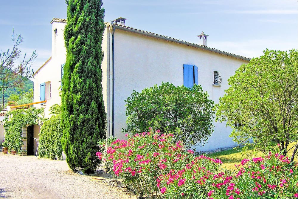Photo of Outdoor in Pompignan