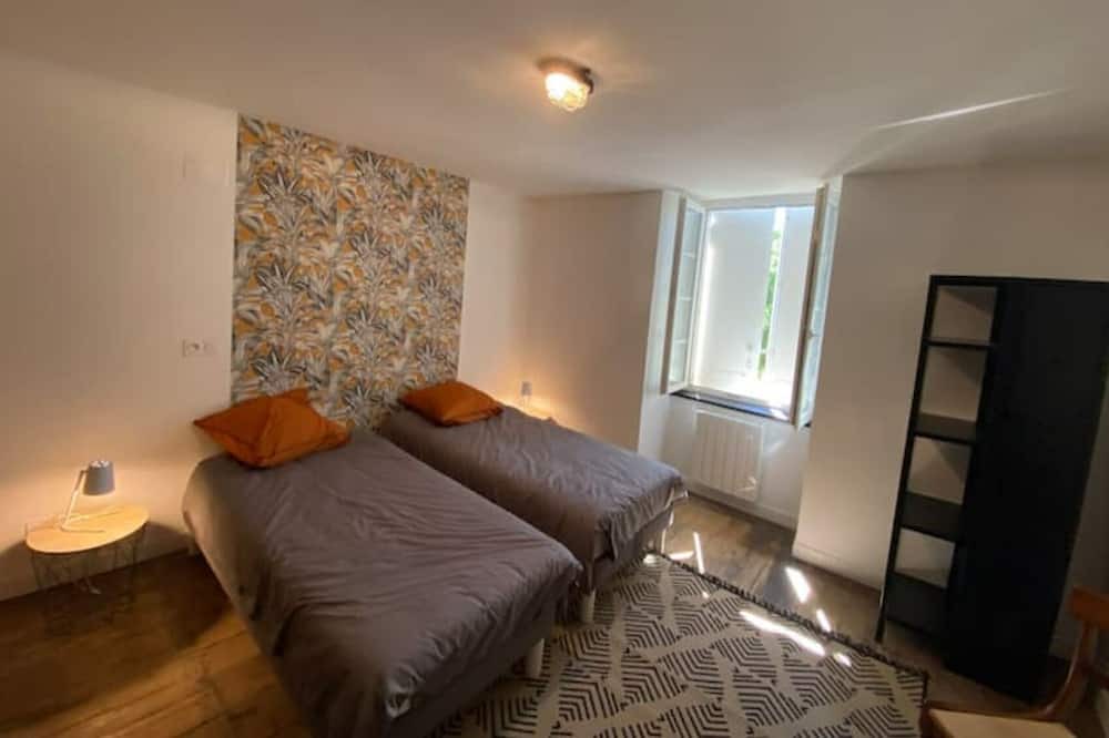 Photo of Bedroom in Rouvre