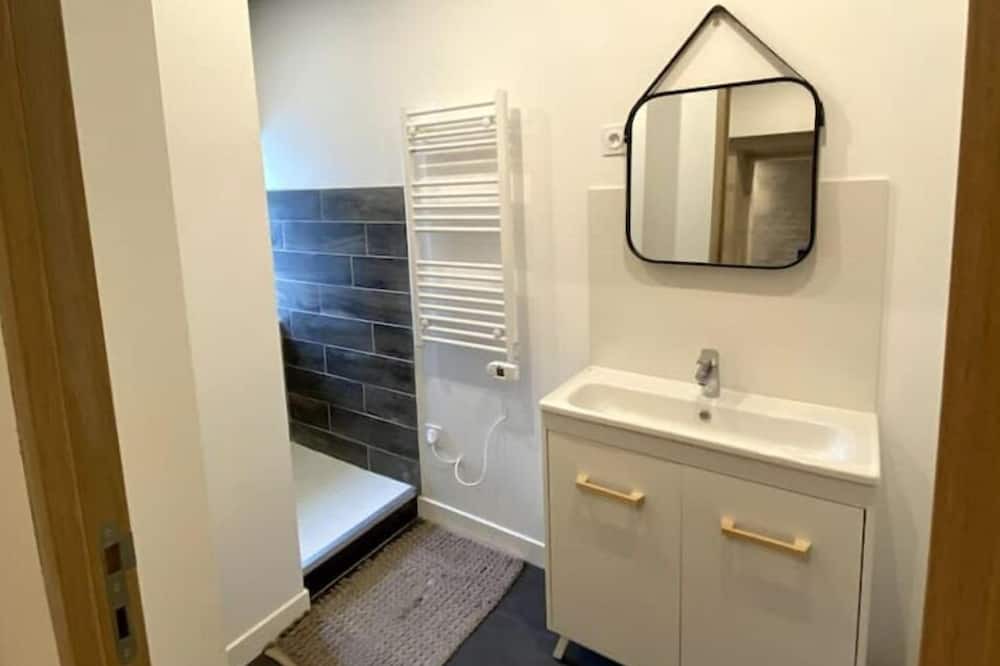 Photo of Bathroom in Rouvre