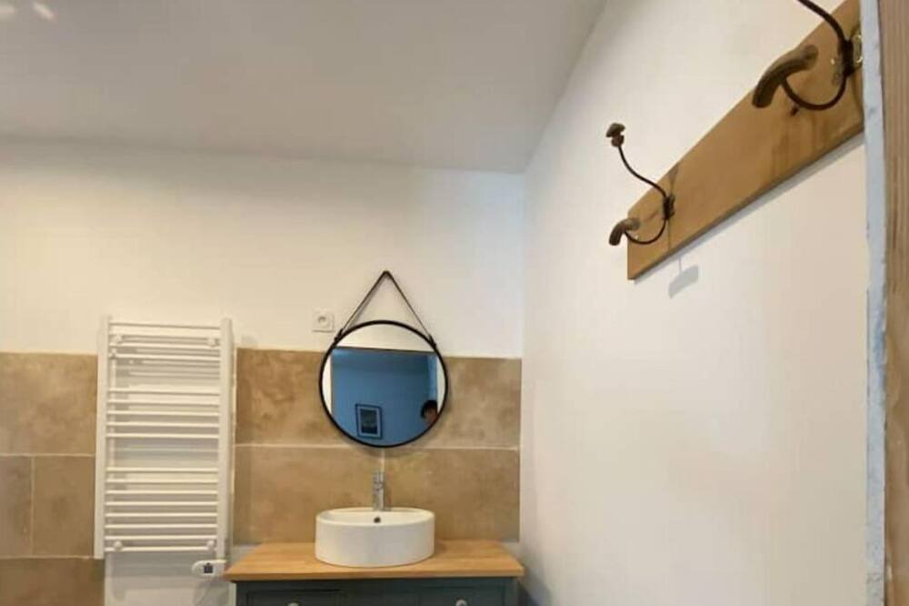 Photo of Bathroom in Rouvre