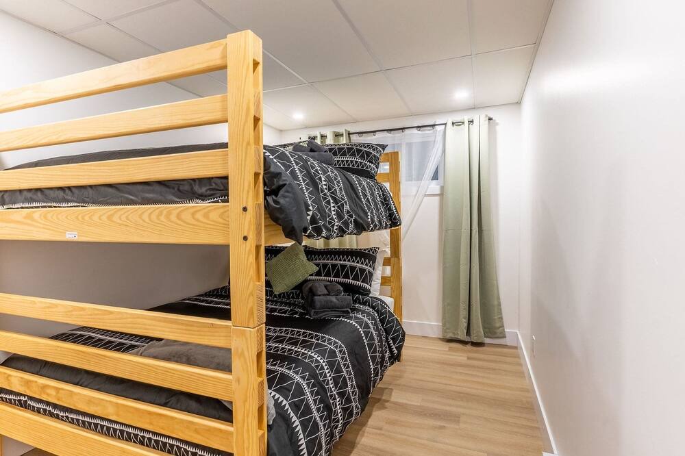 Photo of Bedroom in St-Adolphe-d'Howard
