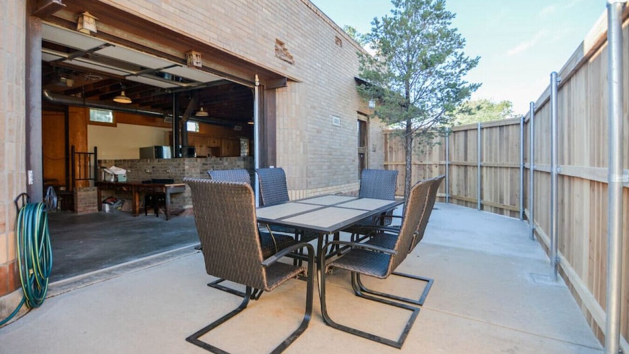 Photo of Outdoor in South Overton