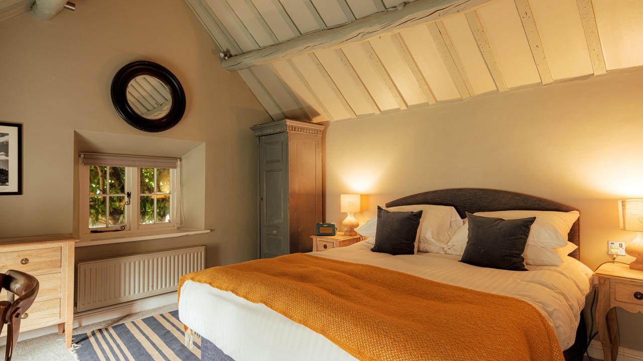 Photo of Bedroom in Coln St Aldwyns