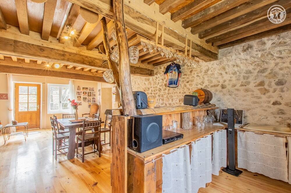 Photo of Kitchen in Cussy-en-Morvan