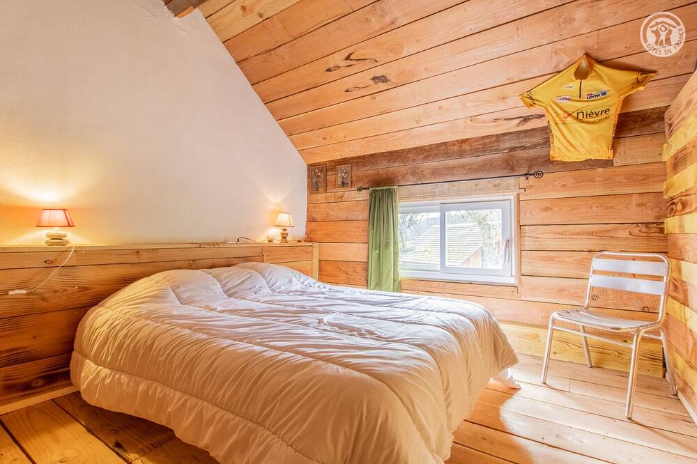 Photo of Bedroom in Cussy-en-Morvan