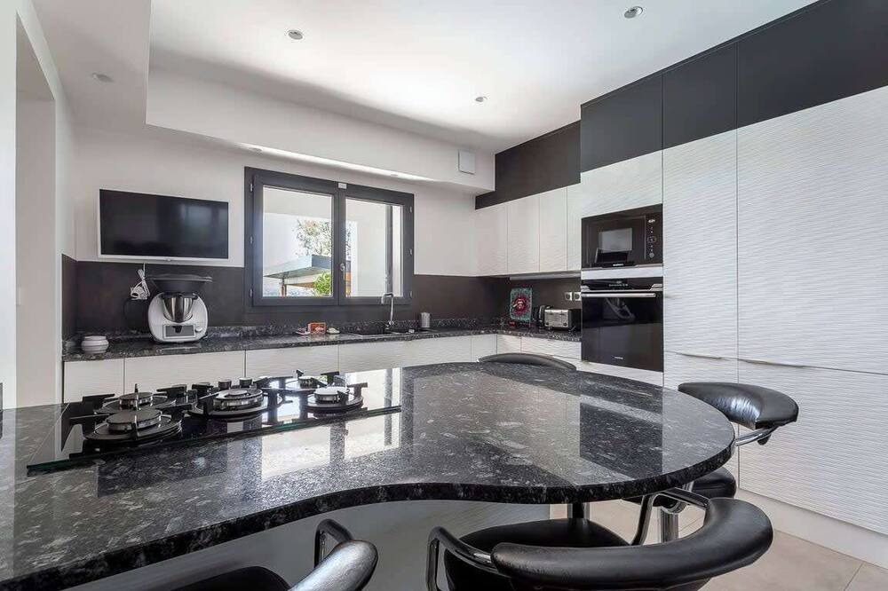 Photo of Kitchen in Francheville