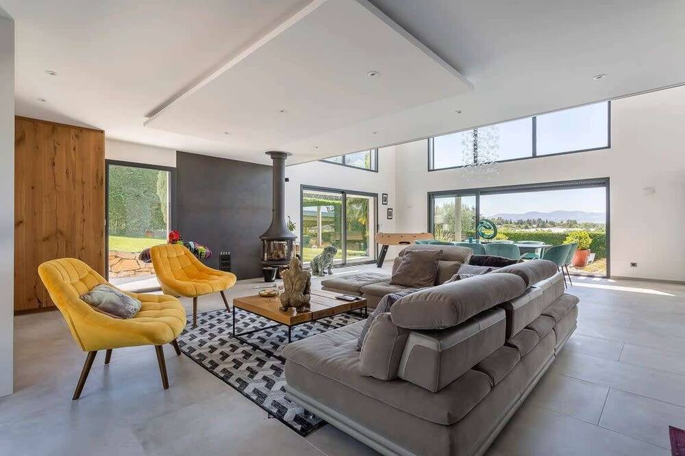 Photo of Livingroom in Francheville