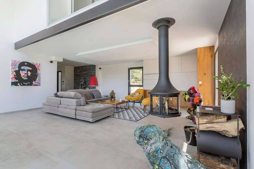 Photo of Livingroom in Francheville