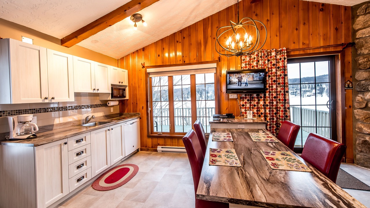 Photo of Kitchen in Sainte-Agathe-des-Monts