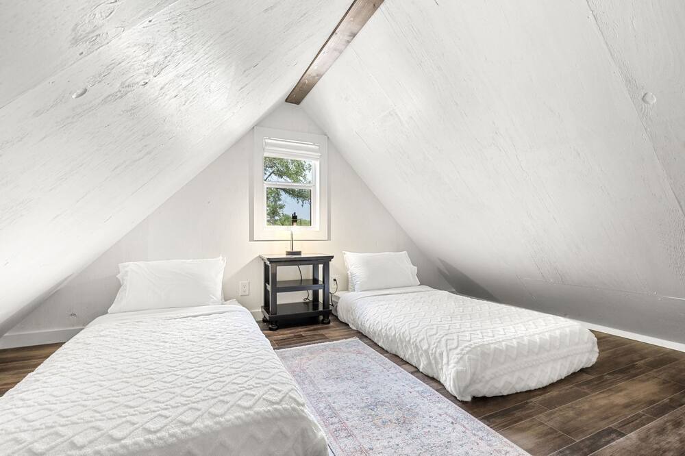 Photo of Bedroom in Hays