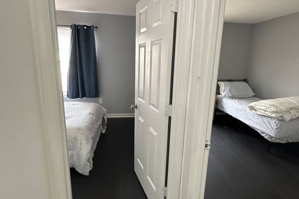 Photo of Bedroom in Newington
