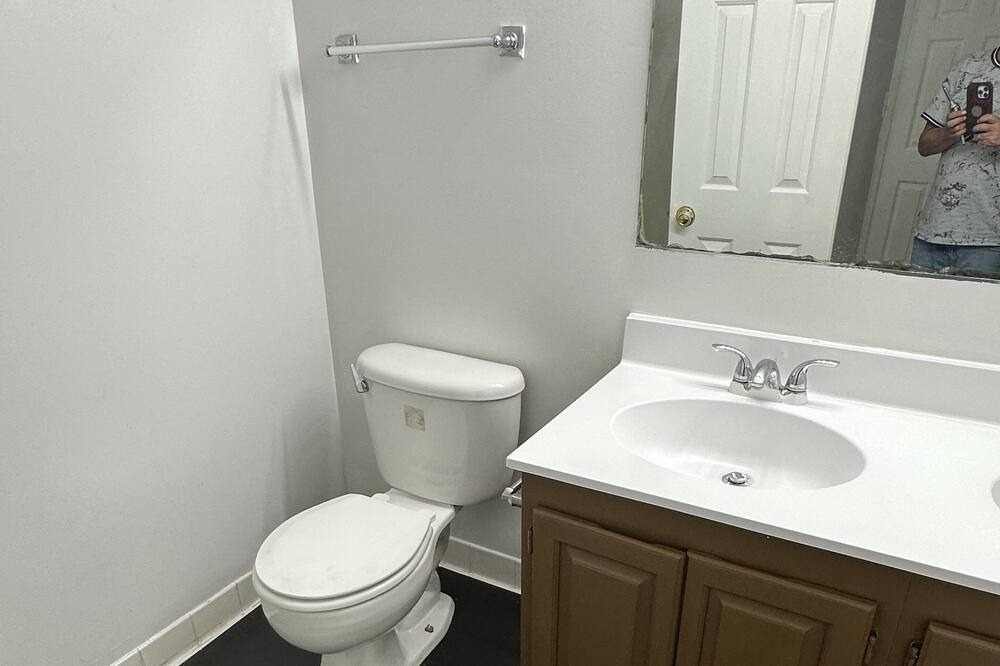 Photo of Bathroom in Newington