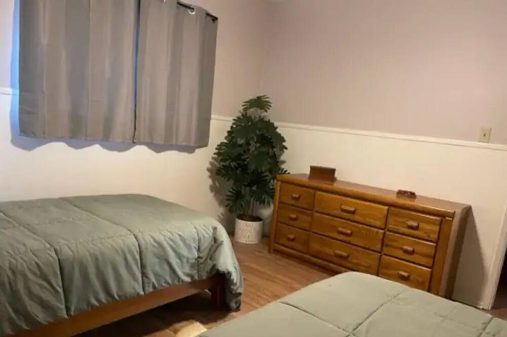 Photo of Bedroom in Wofford Heights