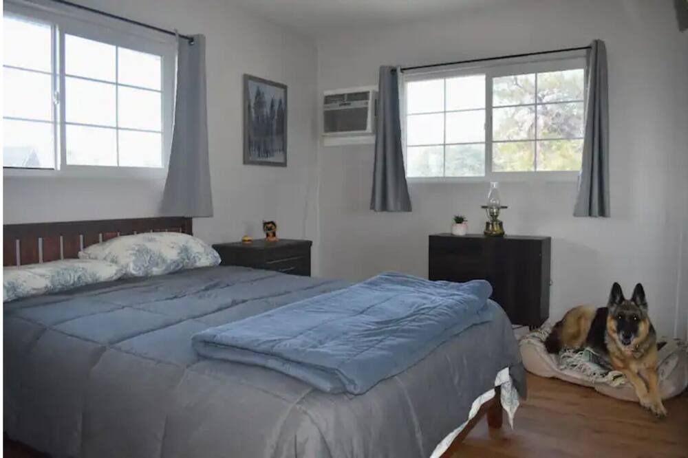 Photo of Bedroom in Wofford Heights