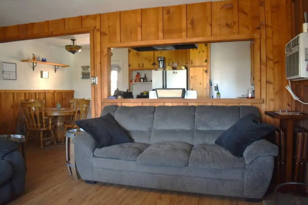 Photo of Livingroom in Wofford Heights