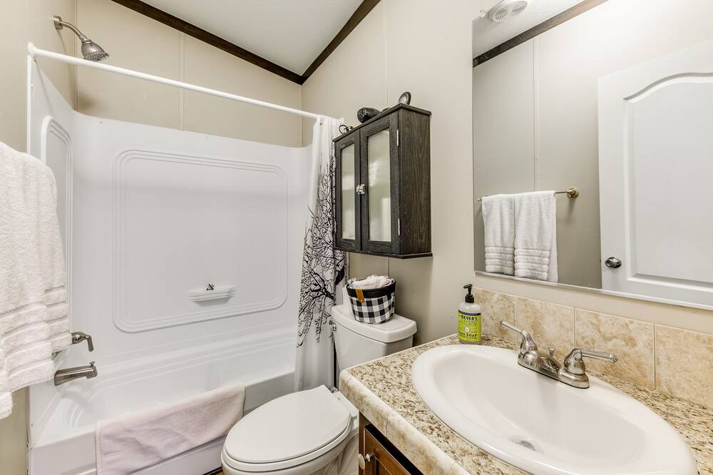 Photo of Bathroom in Mayhill