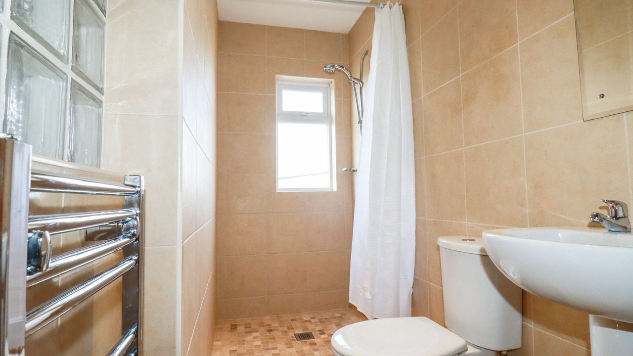 Photo of Others in Wainhouse Corner