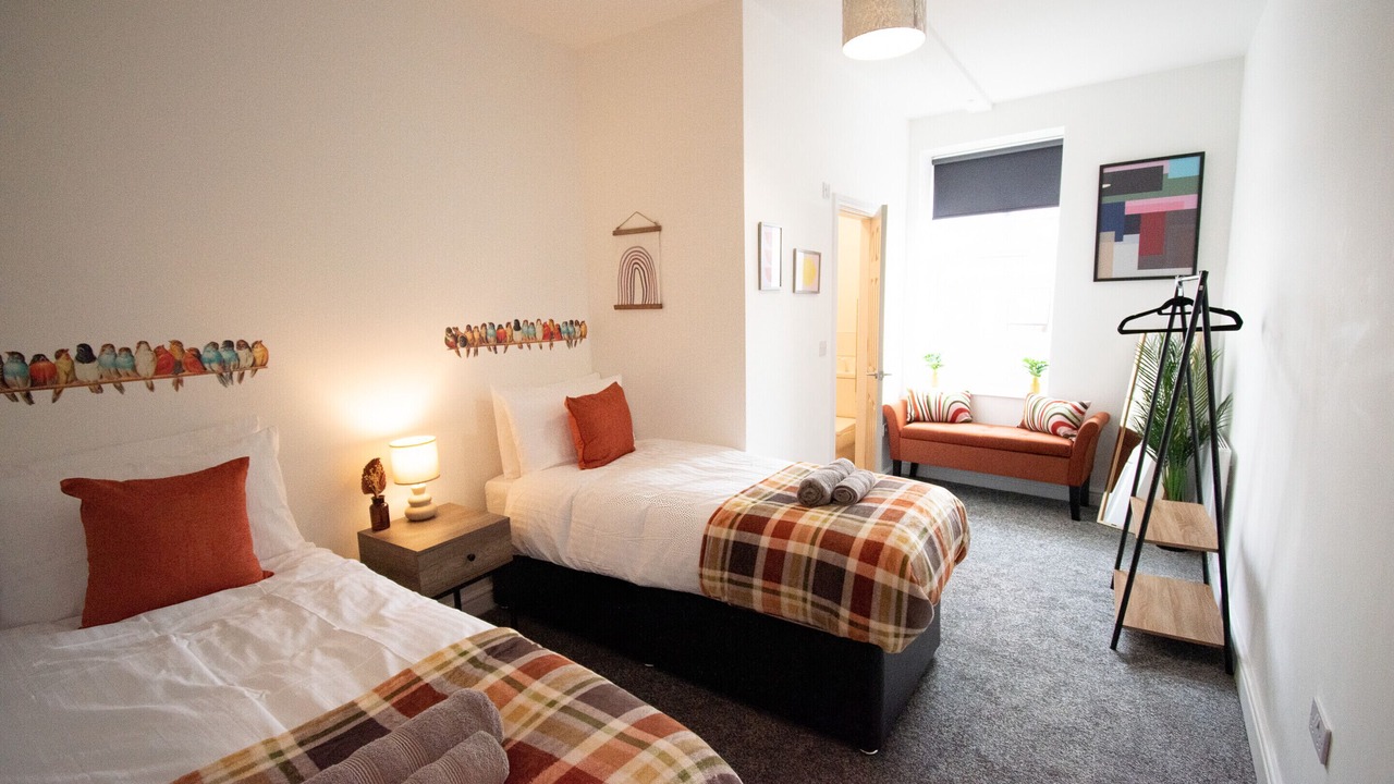 Photo of Others in Little Hulton