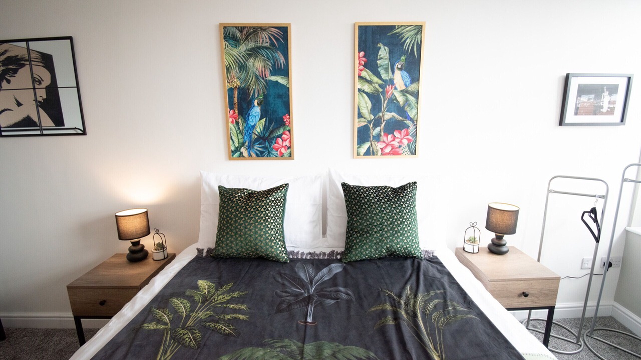 Photo of Others in Little Hulton