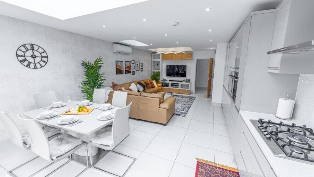 Photo of Kitchen in Loxford