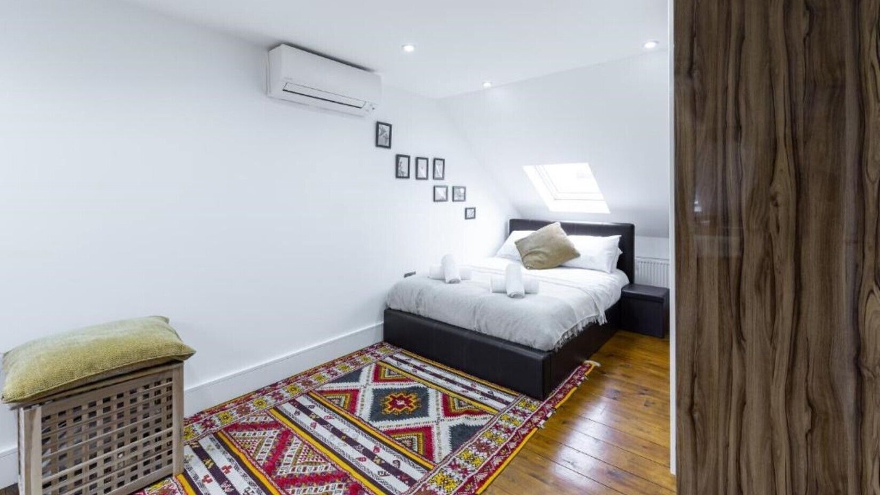 Photo of Others in Loxford