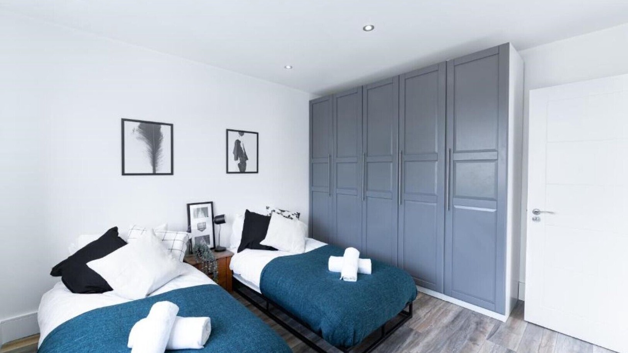 Photo of Others in Arnos Grove