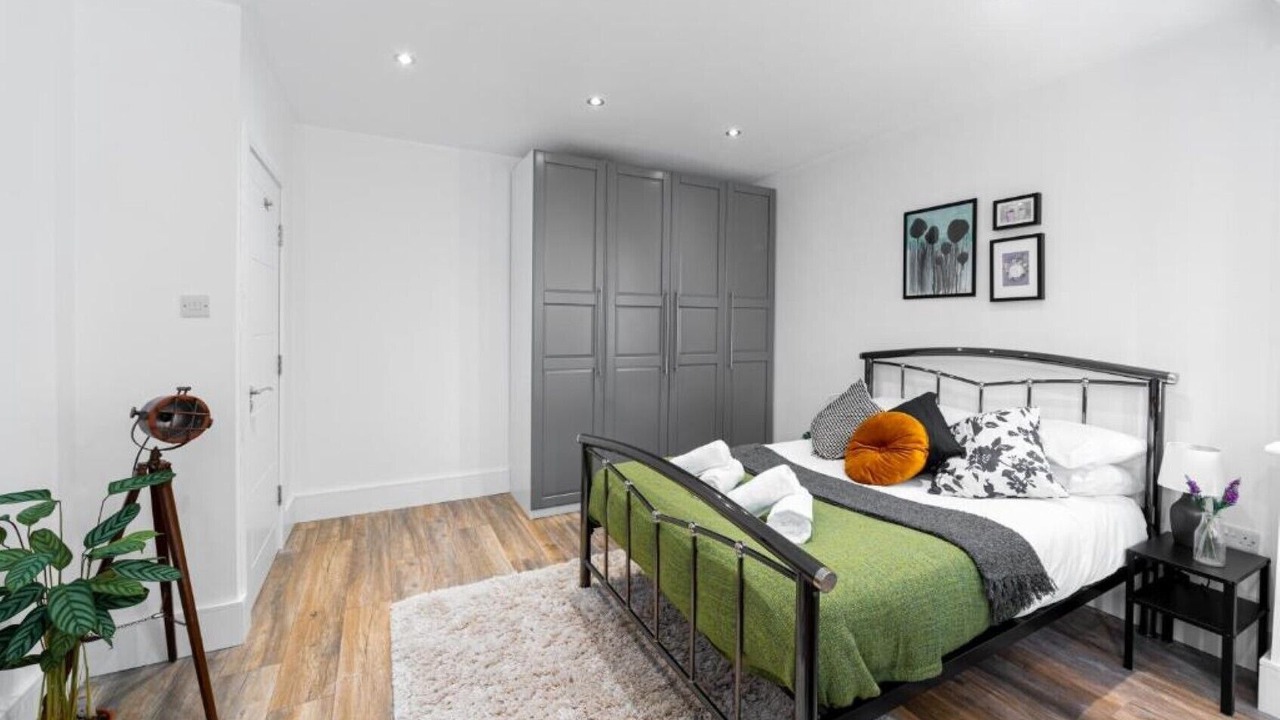 Photo of Others in Arnos Grove