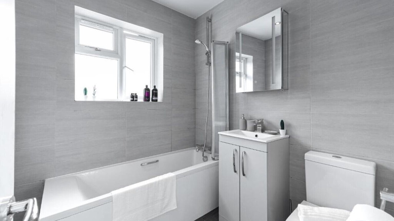 Photo of Others in Arnos Grove