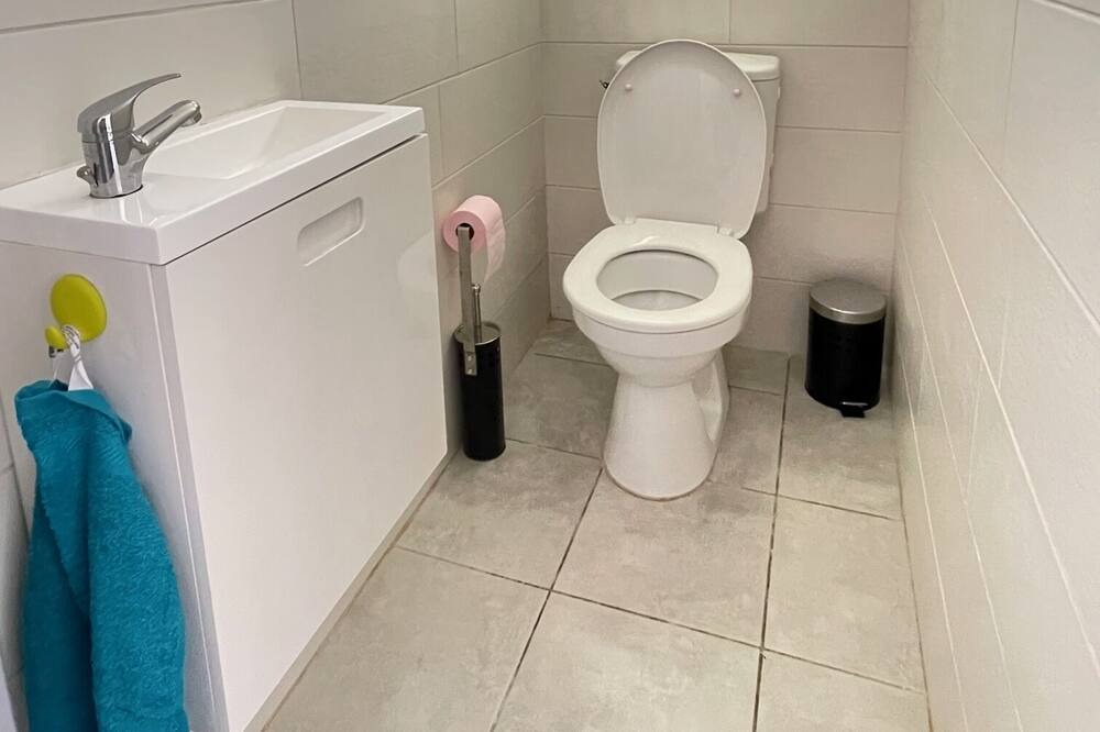 Photo of Bathroom in Bagnols-sur-Ceze