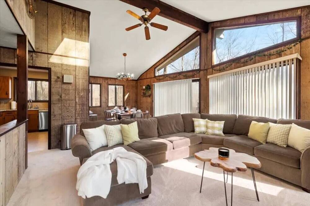 Photo of Others in Pocono Pines