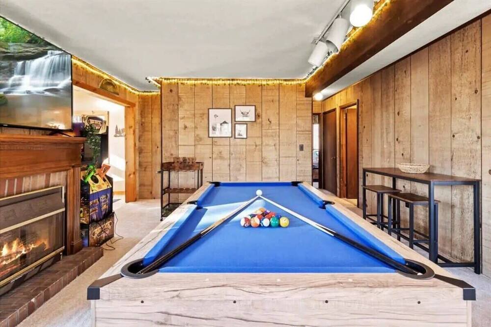 Photo of Bedroom in Pocono Pines