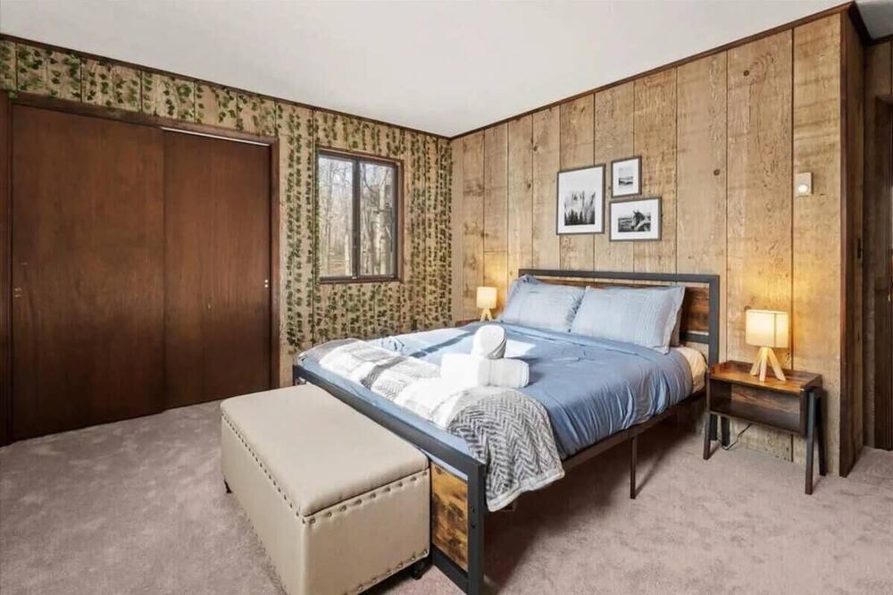 Photo of Others in Pocono Pines