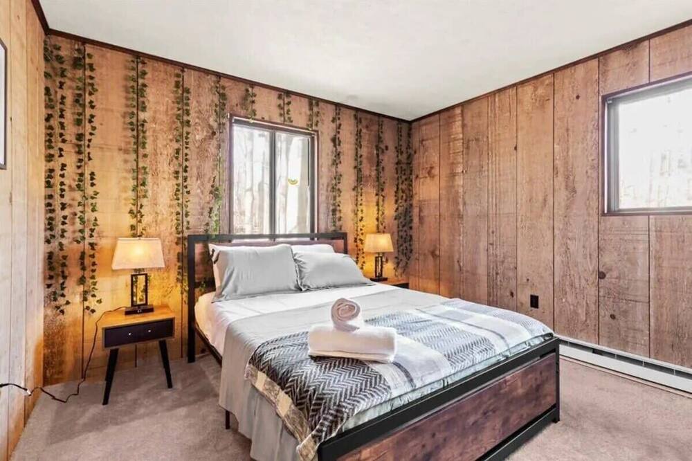 Photo of Others in Pocono Pines