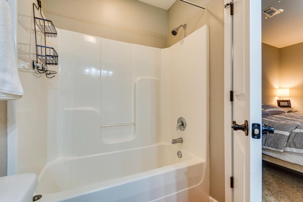 Photo of Bathroom in Bryant