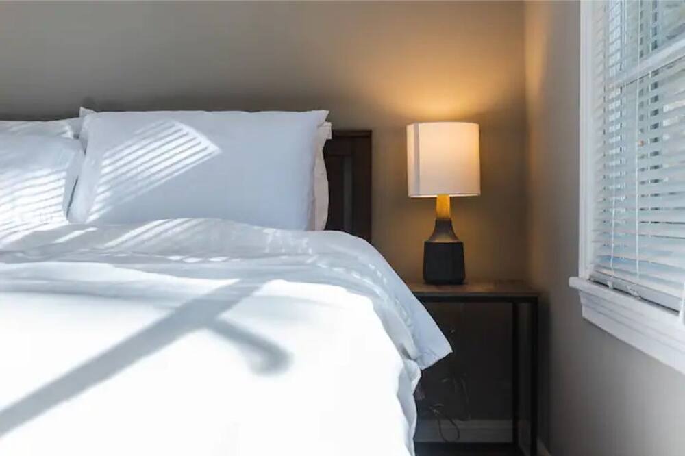Photo of Bedroom in Crestview