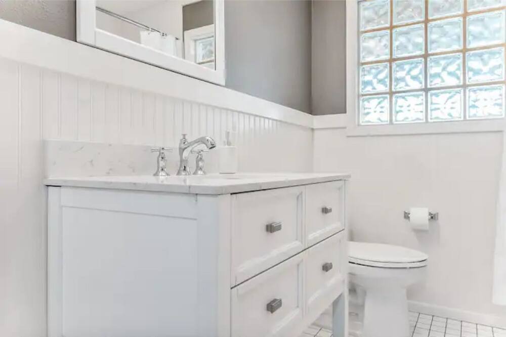 Photo of Bathroom in Crestview