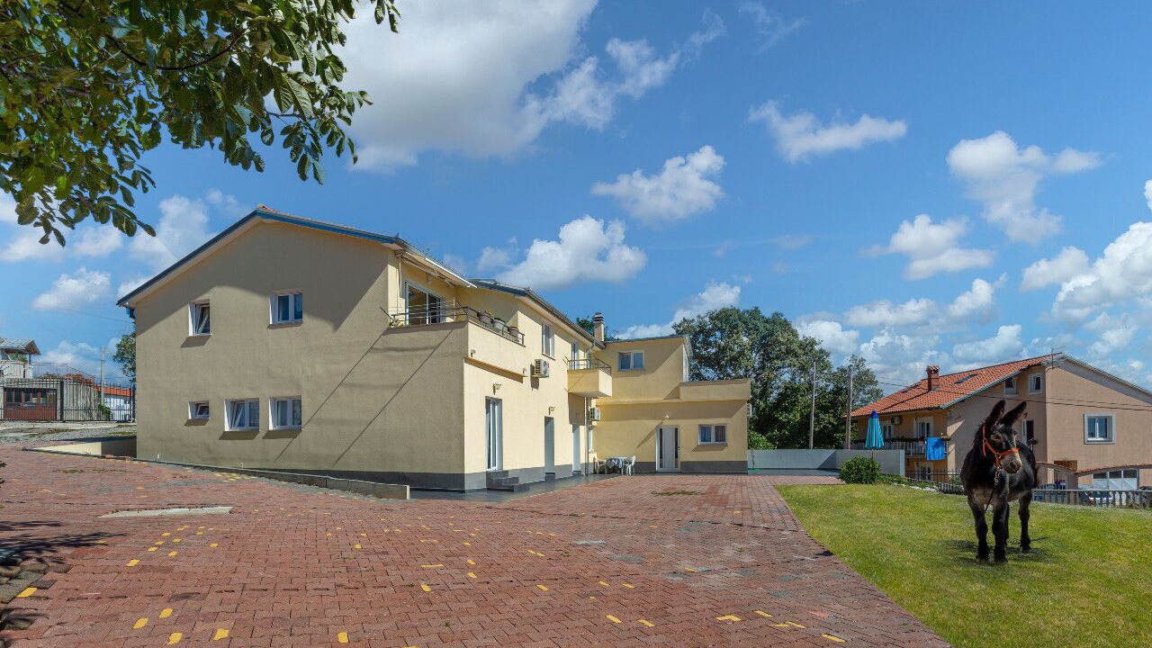 Photo of Outdoor in Sarsoni