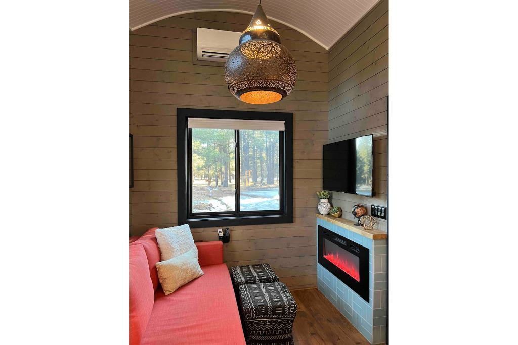 Photo of Livingroom in Parks