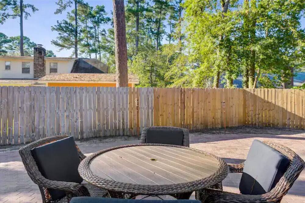Photo of Outdoor in Summerville