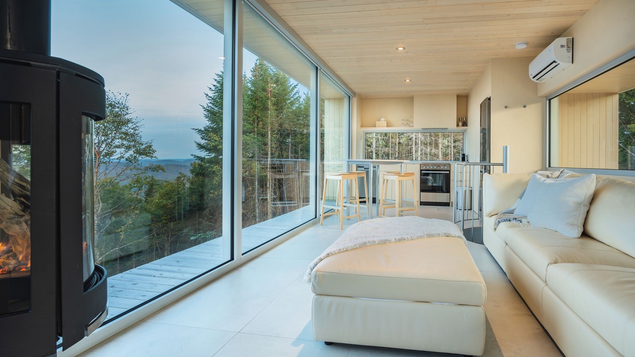 Photo of Livingroom in Lac Beauport