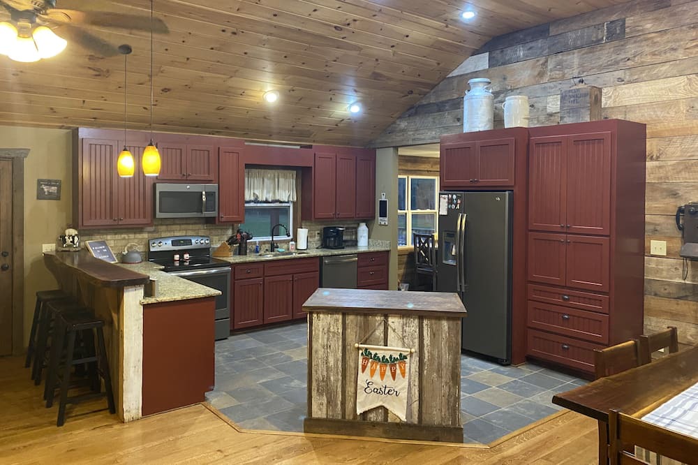 Photo of Kitchen in The Rock