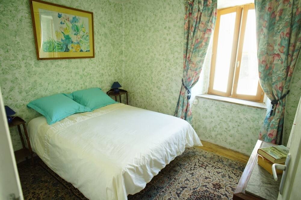 Photo of Bedroom in Montels