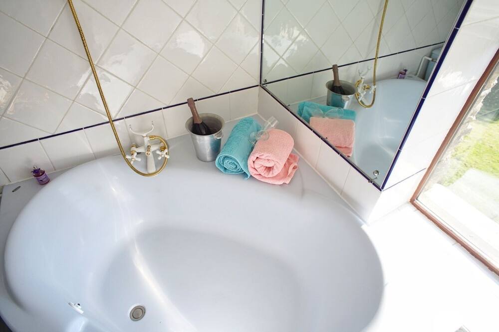 Photo of Bathroom in Montels