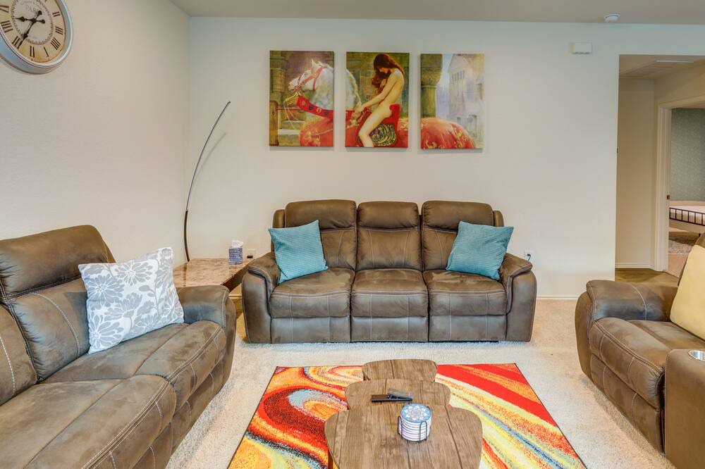 Photo of Livingroom in Manor